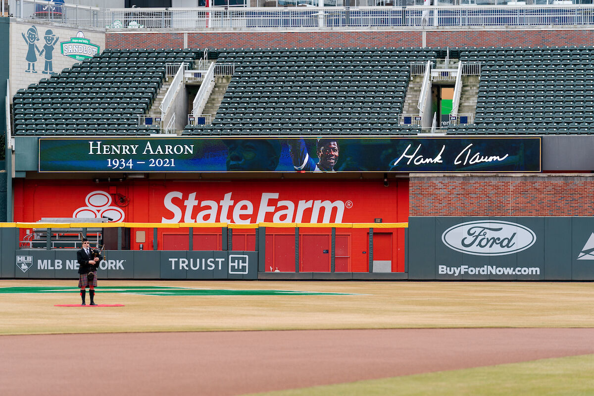 210126_BR_hank_aaron_memorial_1025.jpg
